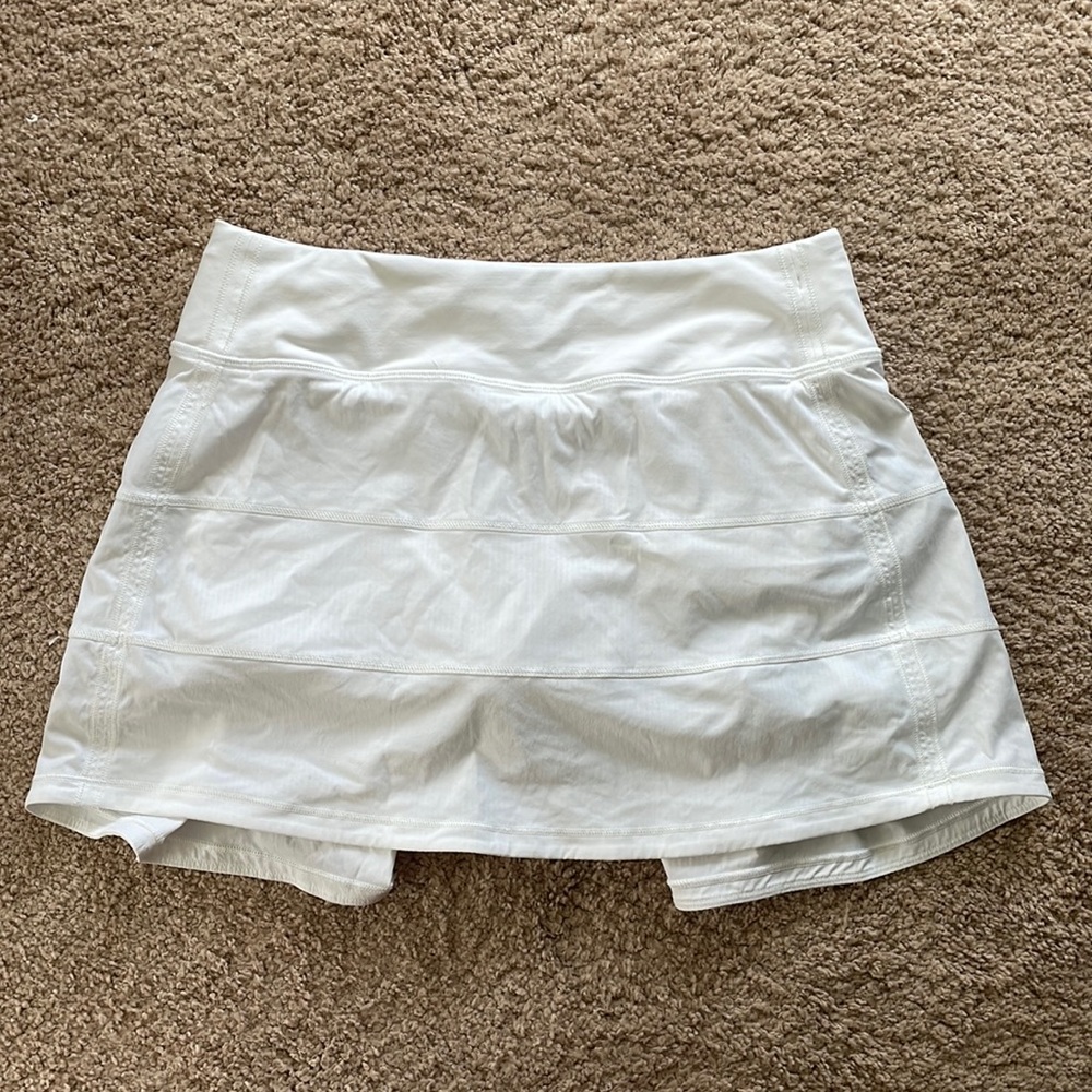 Lululemon pace rival skirt